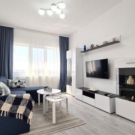 Bright Stylish Apartment In Pitesti Piteşti Kültér fotó